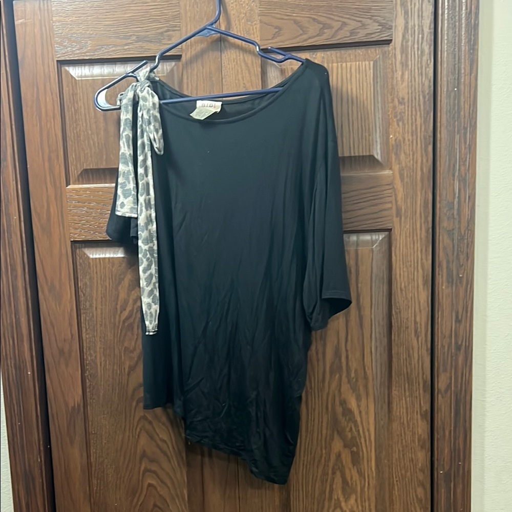 BiBi Black Short Sleeve Top with Leopard Accent